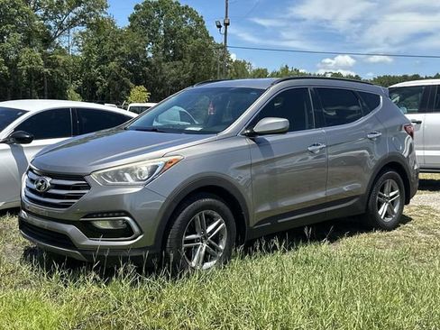 Used 2017 Hyundai Santa Fe Sport FWD image 8