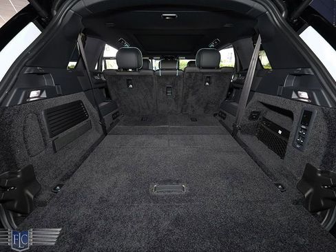 Used 2025 Land Rover Range Rover Long Wheelbase SE AWD/4WD image 32