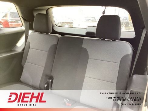 Used 2023 Chevrolet Traverse LT image 11