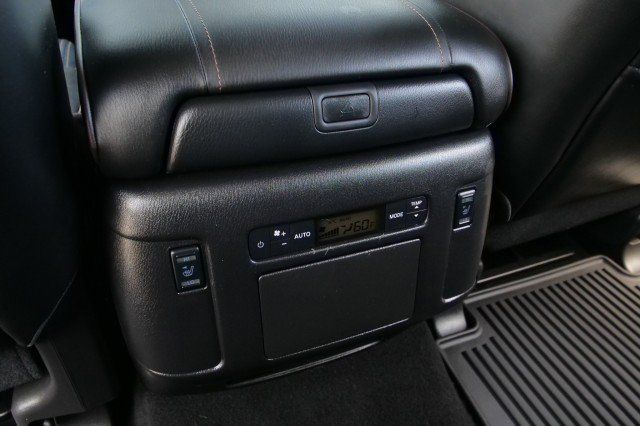 Used 2023 Nissan Armada Platinum w/ Captain's Chairs Package RWD image 32