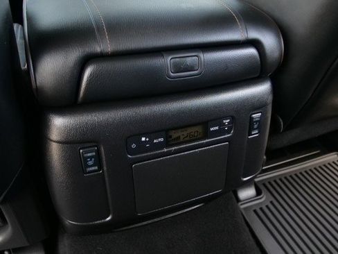 Used 2023 Nissan Armada Platinum w/ Captain's Chairs Package RWD image 32