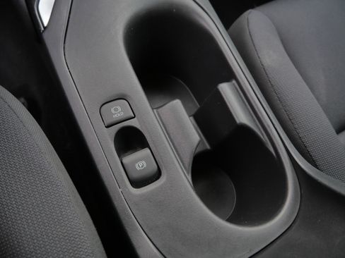 Certified 2024 Toyota Corolla LE image 31