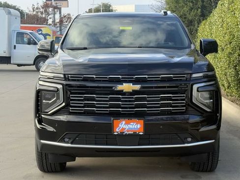 New 2026 Chevrolet Suburban High Country image 6