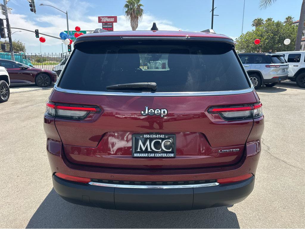 Used 2023 Jeep Grand Cherokee L Limited RWD image 12