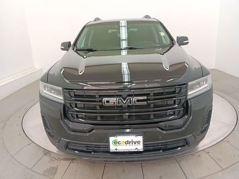 Used 2021 GMC Acadia SLT w/ Elevation Edition image 2