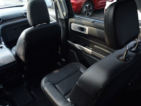 Used 2022 Ford Explorer Limited w/ Hybrid Equipment Group 310A image 24