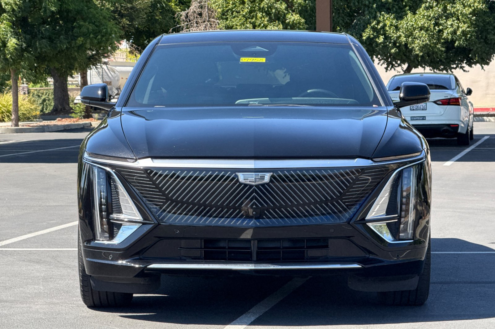 Used 2024 Cadillac Lyriq Luxury RWD image 7