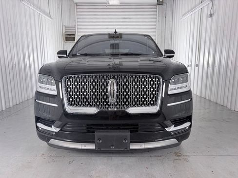 Used 2019 Lincoln Navigator Reserve AWD/4WD image 2