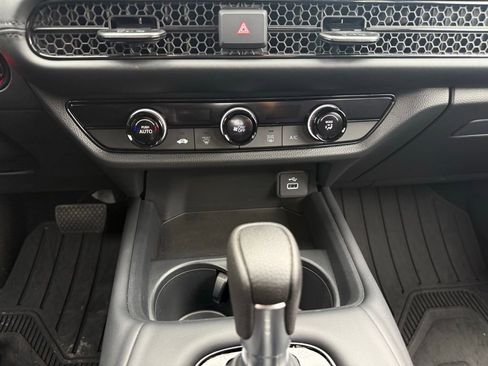 Used 2025 Honda HR-V LX image 26