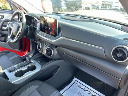 Certified 2023 Chevrolet Blazer LT w/ Convenience Package image 27