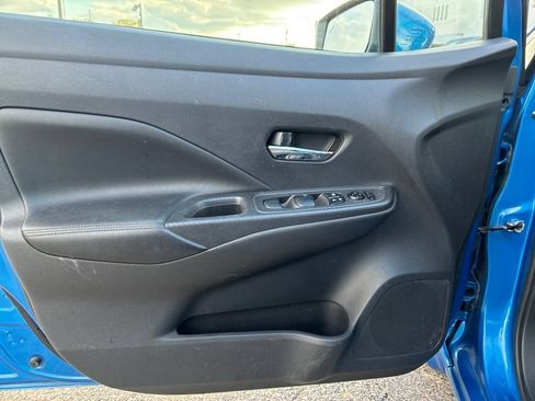 Used 2020 Nissan Versa SV FWD image 12