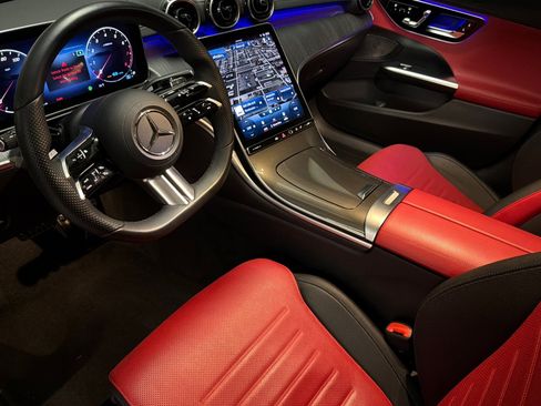 Used 2022 Mercedes-Benz C 300 Sedan image 8