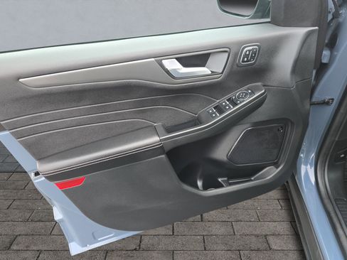 Certified 2023 Ford Escape Active w/ Tech Pack #2 image 10