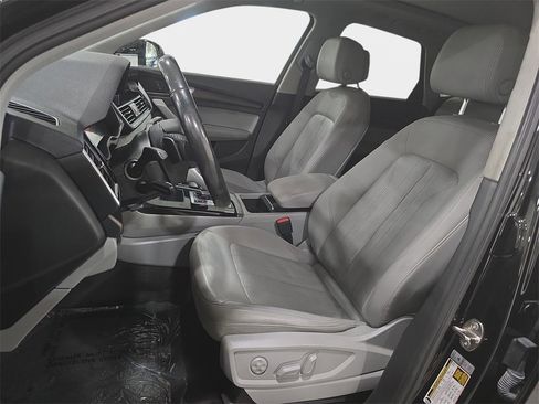 Used 2021 Audi Q5 2.0T Premium image 14