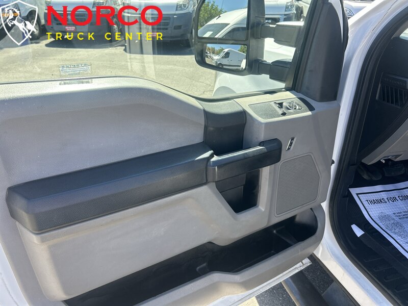 Used 2019 Ford F250 XL w/ STX Appearance Package RWD image 9