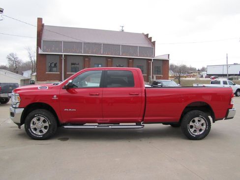Used 2022 RAM 2500 Big Horn w/ Level A Equipment Group image 2