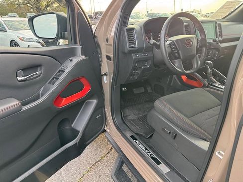 Certified 2023 Nissan Frontier PRO-4X w/ Pro Convenience Package image 14