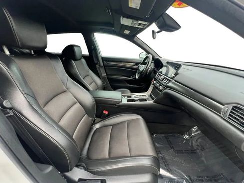 Used 2022 Honda Accord Sport image 14