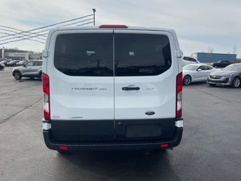 Used 2023 Ford Transit 350 XLT image 4
