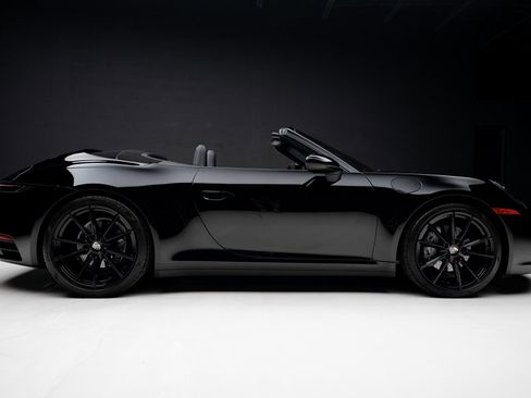 Used 2020 Porsche 911 Carrera image 36