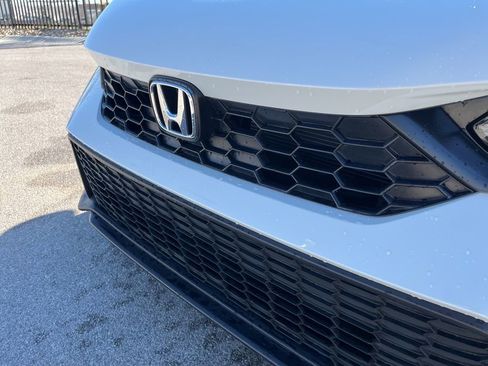 Used 2025 Honda Civic Sport image 15