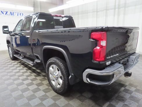Used 2023 Chevrolet Silverado 3500 LTZ w/ LTZ Convenience Package image 5