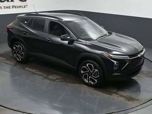 New 2026 Chevrolet Trax RS w/ Driver Confidence Package image 26