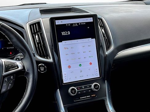 Used 2024 Ford Edge ST image 6