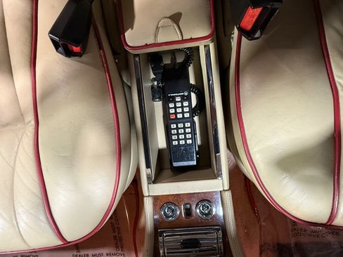 Used 1988 Rolls-Royce Corniche II image 42