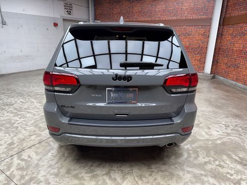 Used 2021 Jeep Grand Cherokee Laredo X AWD/4WD image 4