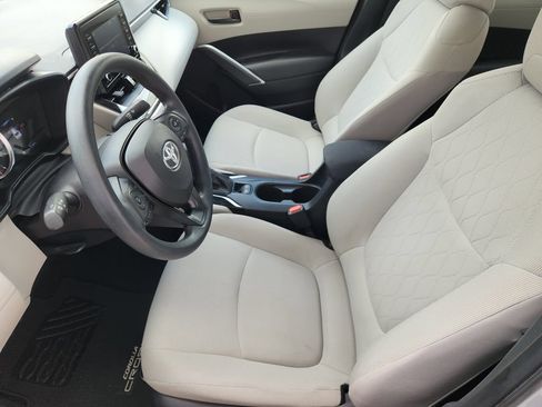 Used 2022 Toyota Corolla Cross L FWD image 13