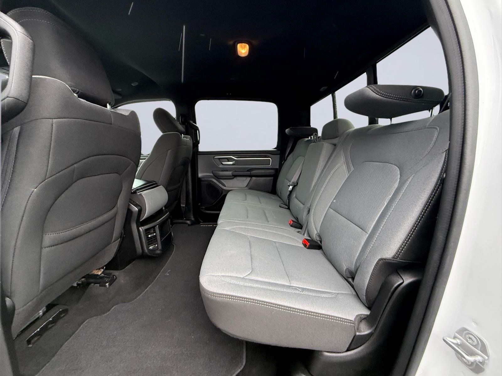 Used 2022 RAM 1500 Big Horn AWD/4WD image 24