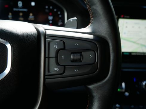 Used 2023 GMC Sierra 1500 AT4 w/ Technology Package AWD/4WD image 19