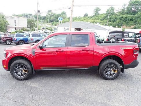 Certified 2025 Ford Maverick Tremor AWD/4WD image 2