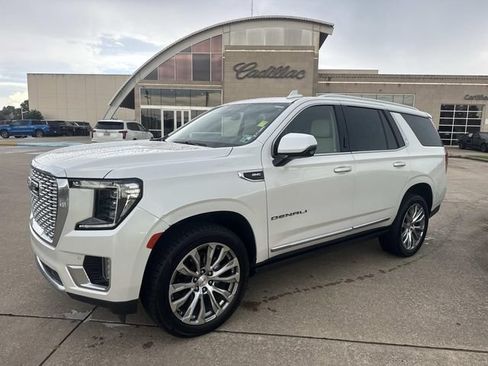 Used 2023 GMC Yukon Denali RWD image 1