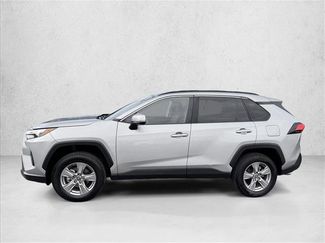 Used 2025 Toyota RAV4 XLE video 4