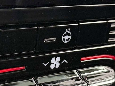 New 2025 Jeep Grand Cherokee Limited w/ Black Appearance Package image 29