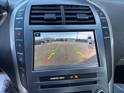 Used 2018 Lincoln MKZ Select w/ Select Plus Package image 9