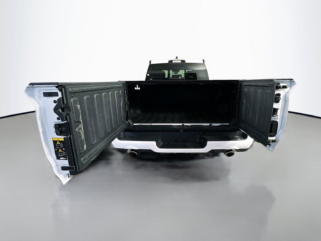 Used 2024 RAM 1500 Limited AWD/4WD image 40