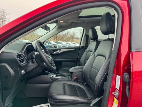 Used 2022 Ford Escape SEL image 20