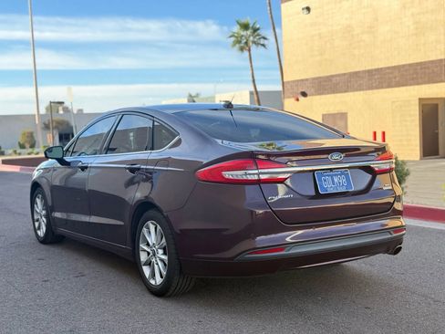 Used 2017 Ford Fusion SE w/ Fusion SE Technology Package image 36