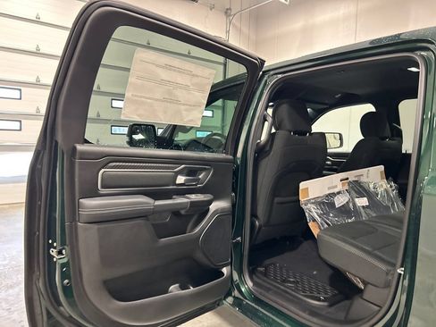 New 2026 RAM 1500 Big Horn AWD/4WD image 30