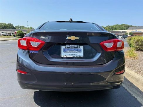 Used 2016 Chevrolet Cruze LS FWD image 4