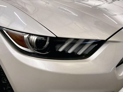 Used 2017 Ford Mustang GT Premium RWD image 27