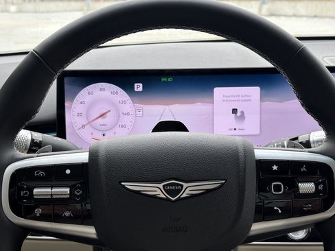 New 2026 Genesis GV70 2.5T Advanced AWD/4WD image 10