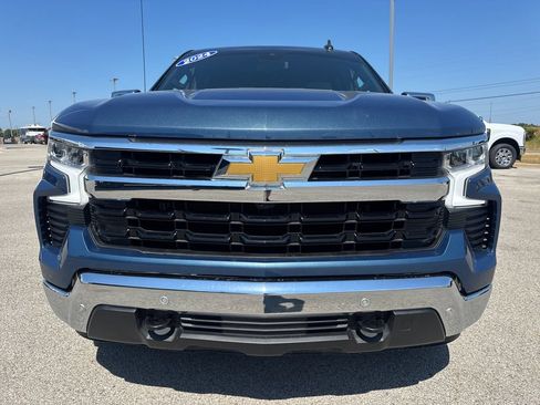 Used 2024 Chevrolet Silverado 1500 LT AWD/4WD image 10
