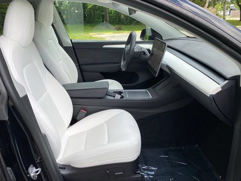 Used 2022 Tesla Model Y Performance AWD/4WD image 18