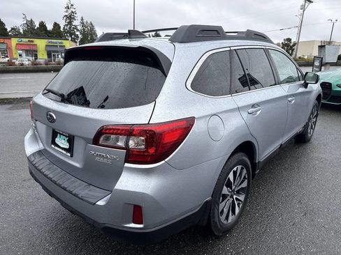Used 2017 Subaru Outback 2.5i Limited w/ Popular Package #5 AWD/4WD image 8