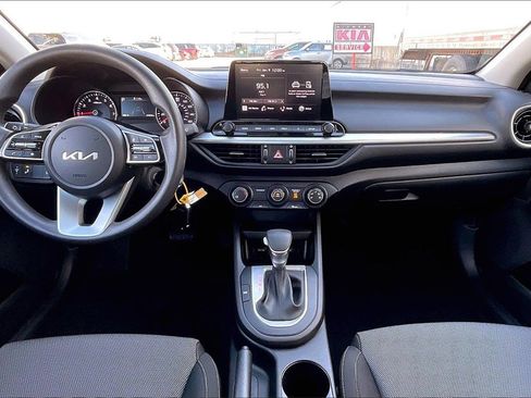 Certified 2024 Kia Forte LXS w/ LXS Technology Package image 14