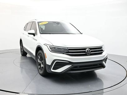 Used 2024 Volkswagen Tiguan SE